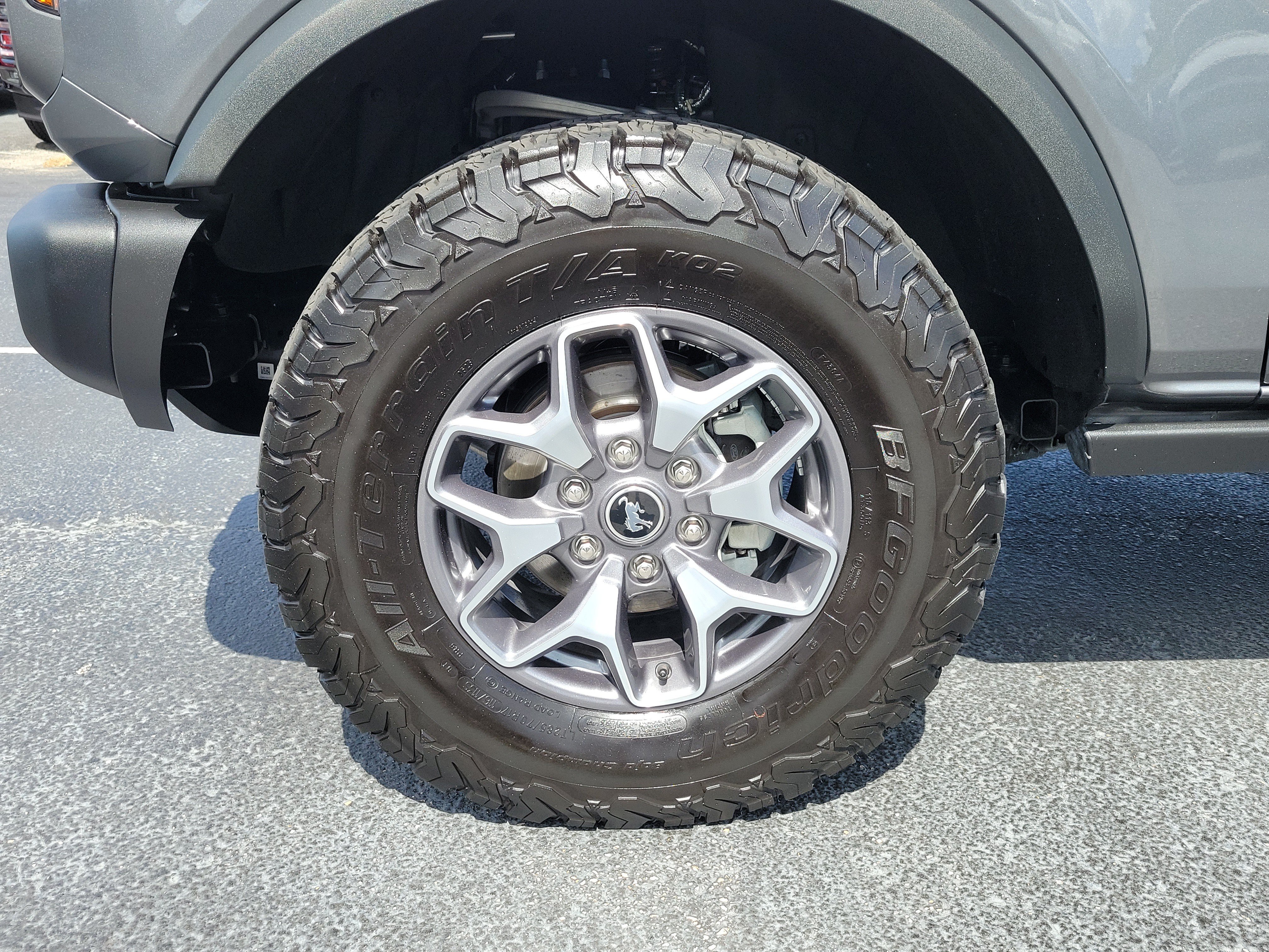 Certified 2025 Ford Bronco Badlands AWD/4WD image 5