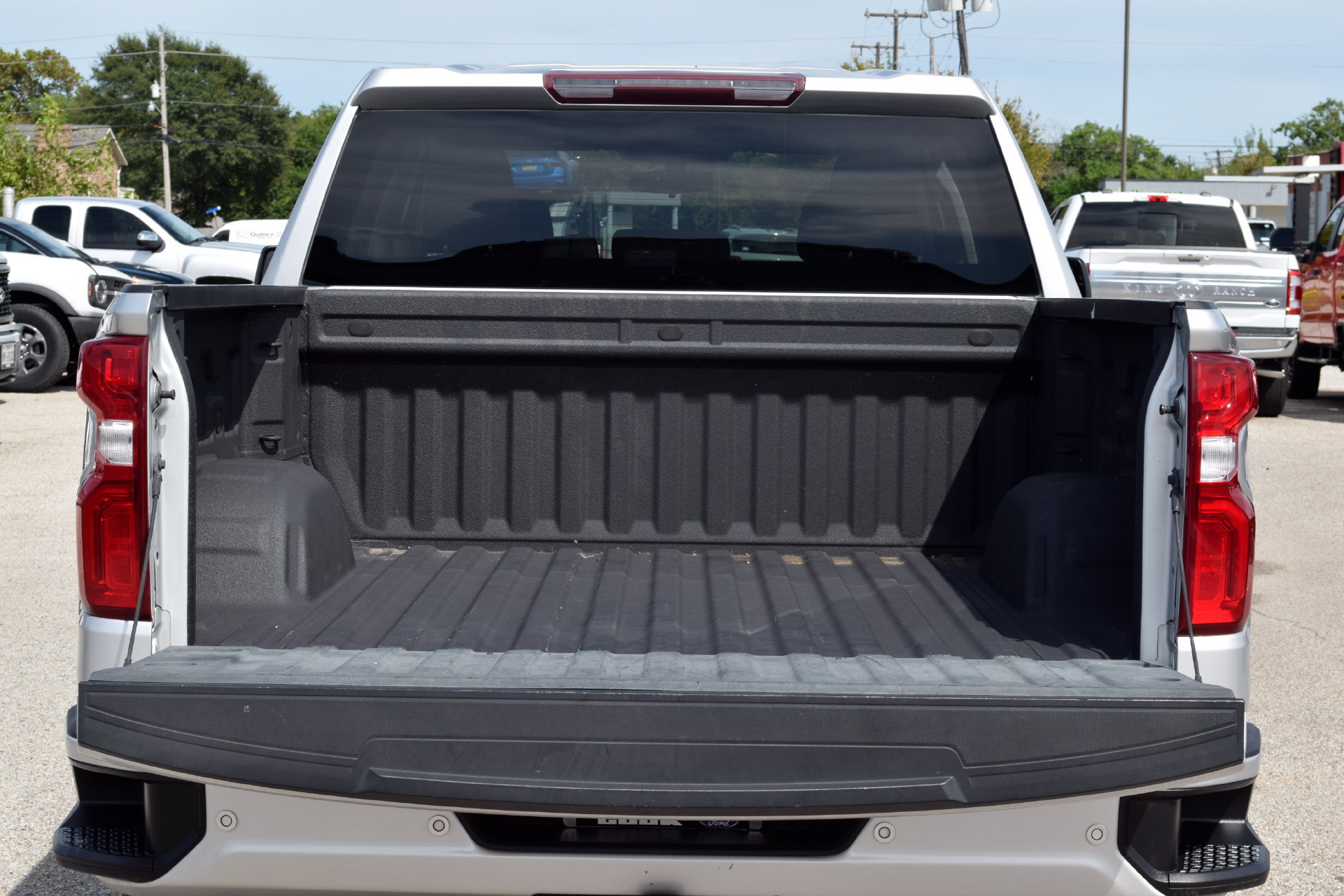 Used 2021 Chevrolet Silverado 1500 RST w/ Safety Package AWD/4WD image 21