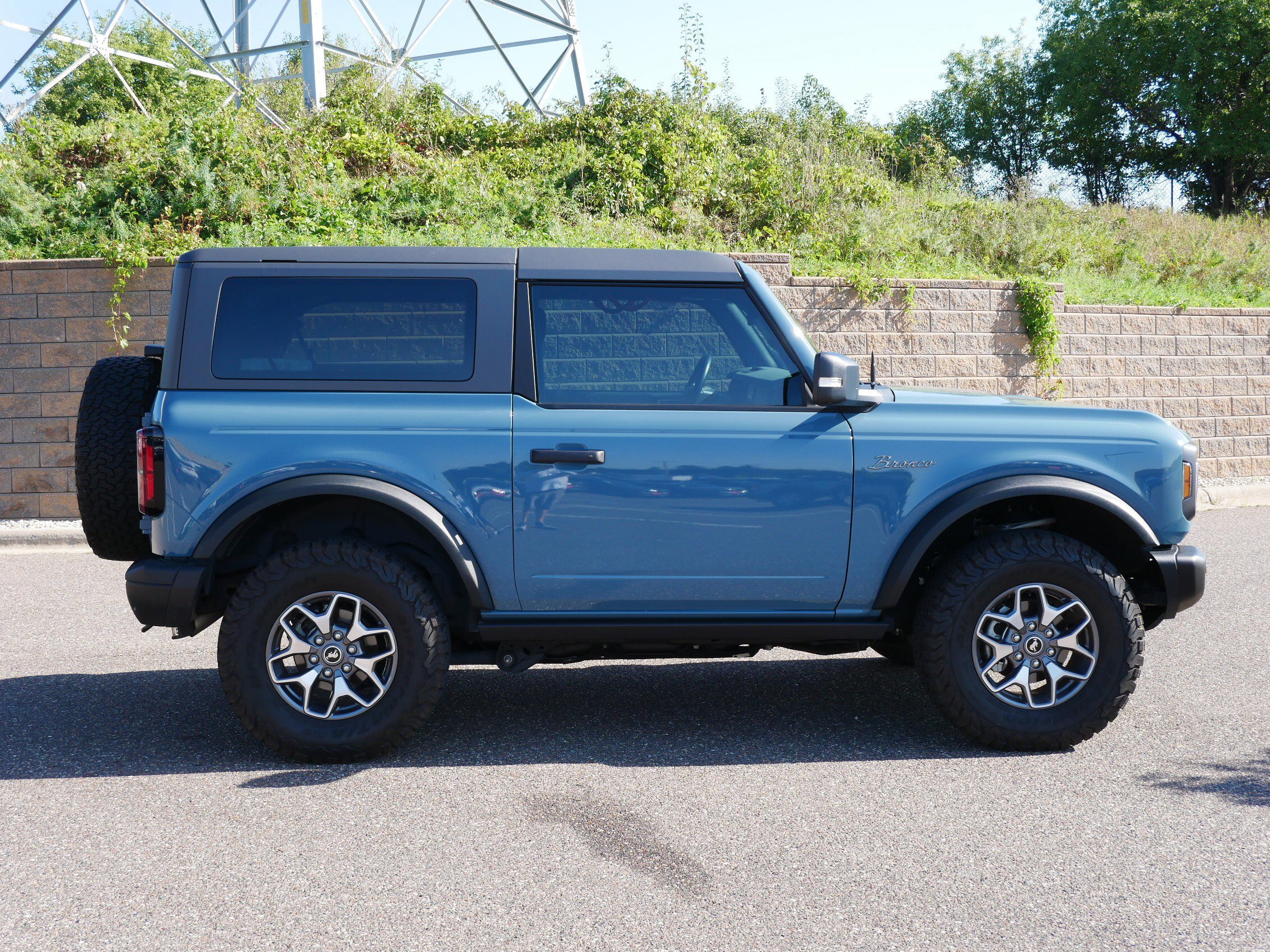 Certified 2022 Ford Bronco Badlands image 6