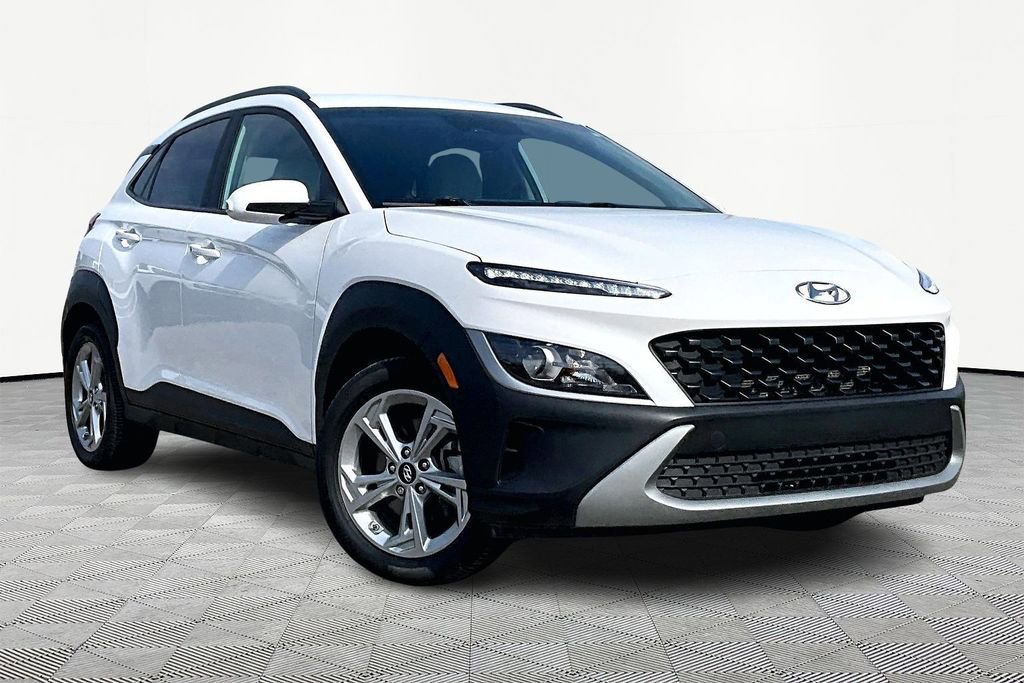 Used 2023 Hyundai Kona SEL w/ Cargo Package image 5
