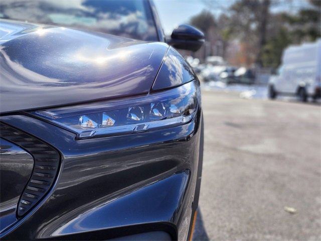 Certified 2021 Ford Mustang Mach-E Select w/ Comfort/Technology Package image 10