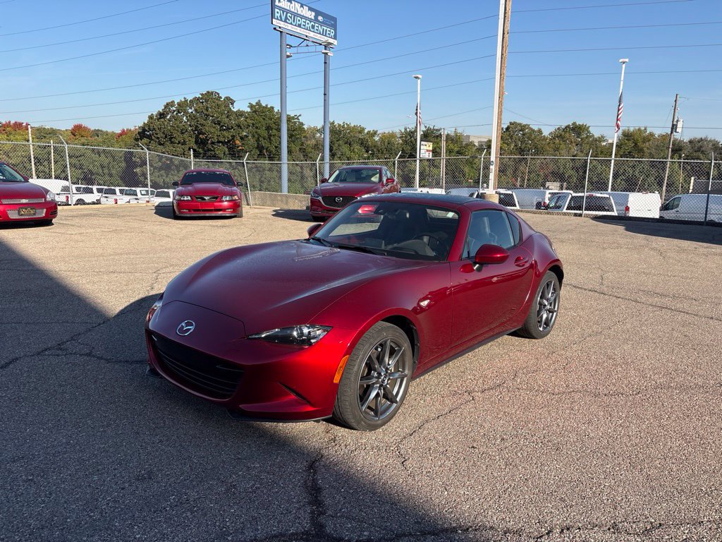 Used 2021 MAZDA MX-5 Miata RF Grand Touring RWD image 3