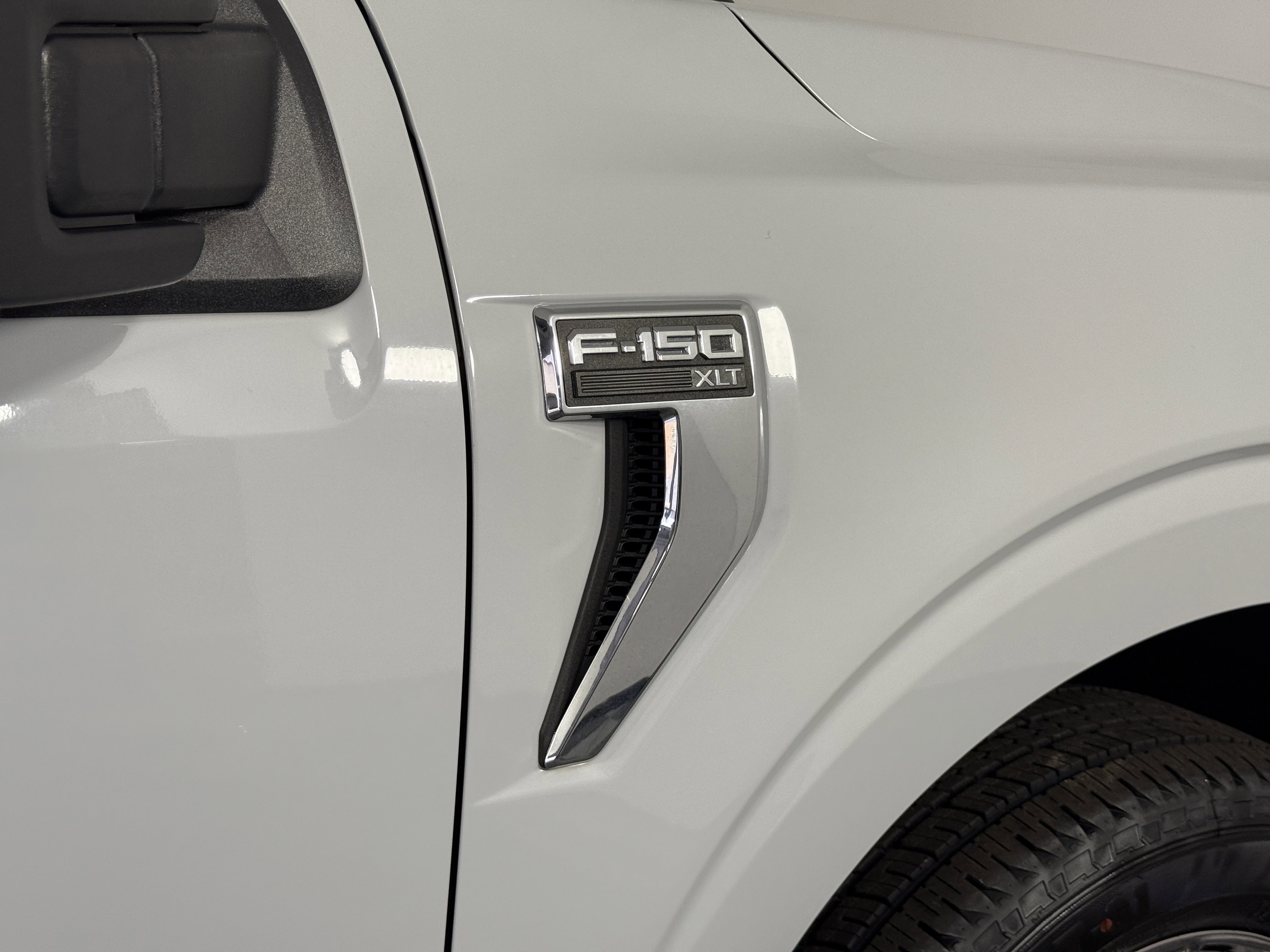 Certified 2023 Ford F150 XLT w/ Equipment Group 302A High image 8