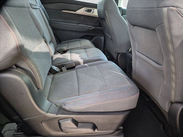 Certified 2025 Ford Explorer Active RWD image 21