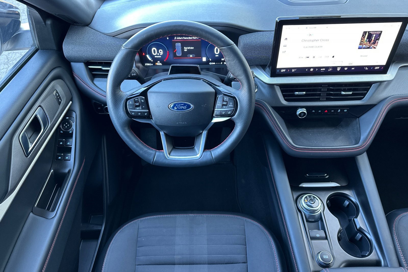 Certified 2025 Ford Explorer ST-Line w/ ST-Line Street Pack image 15