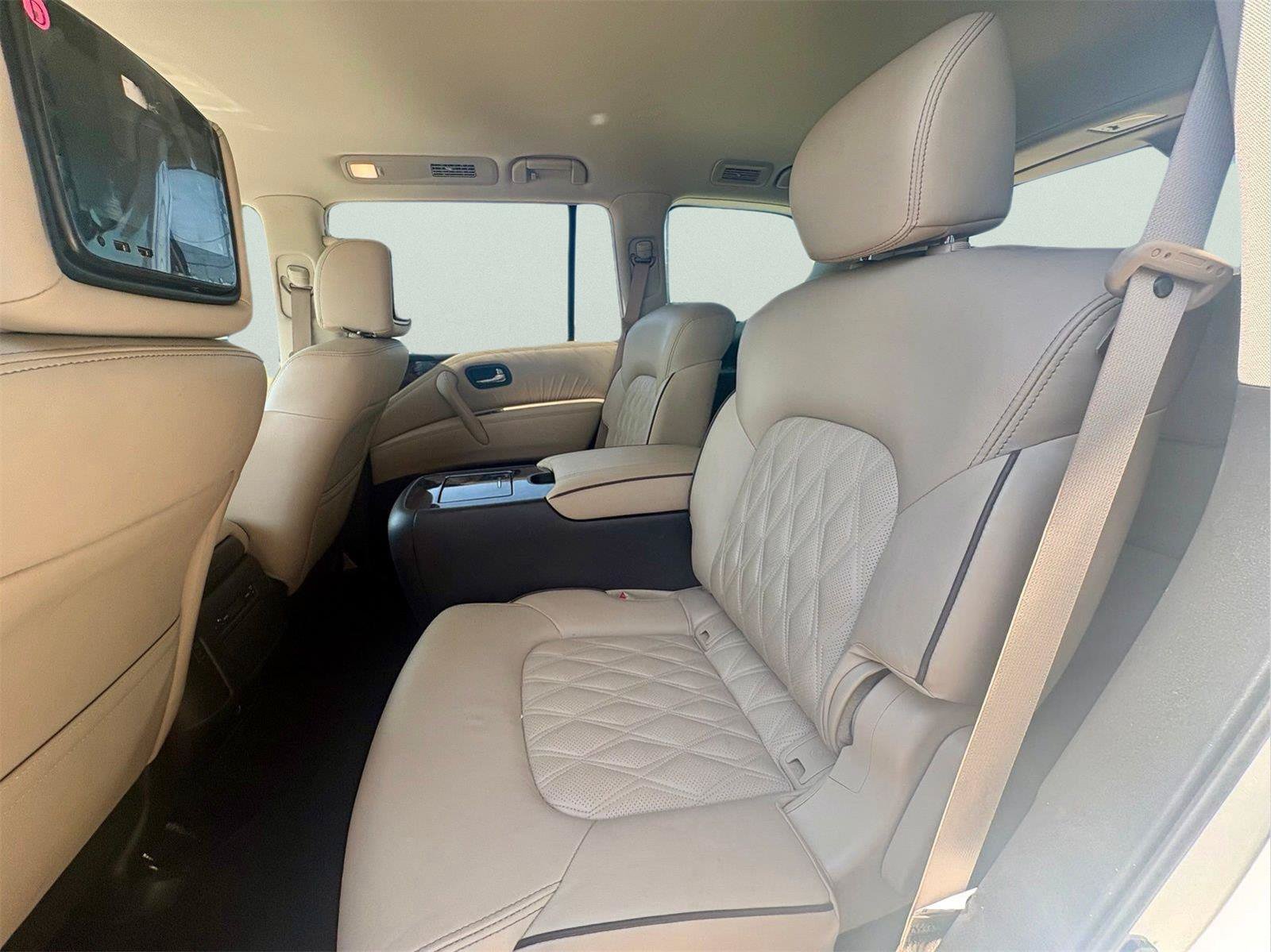 Used 2023 Nissan Armada Platinum w/ Captain's Chairs Package AWD/4WD image 11