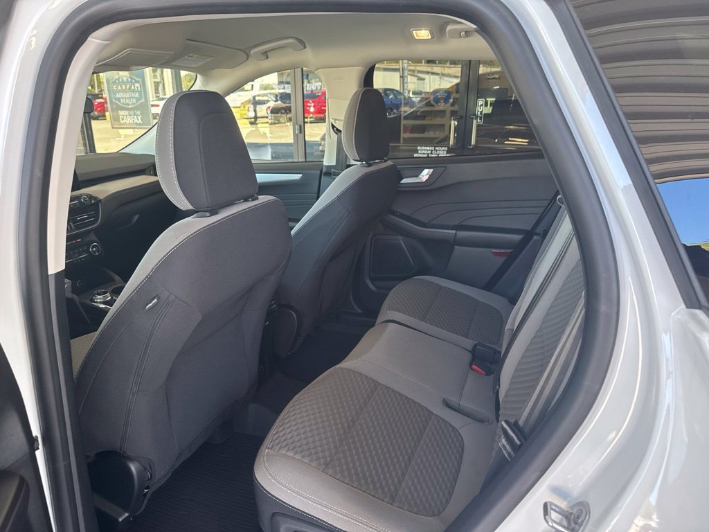 Certified 2021 Ford Escape SE w/ SE Sport Appearance Package FWD image 16