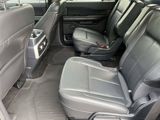 Certified 2023 Ford Expedition XLT image 17