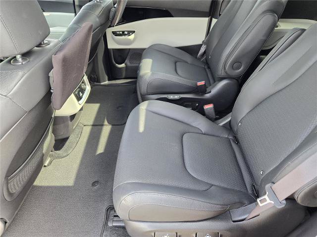 Used 2022 Kia Carnival SX Prestige FWD image 28
