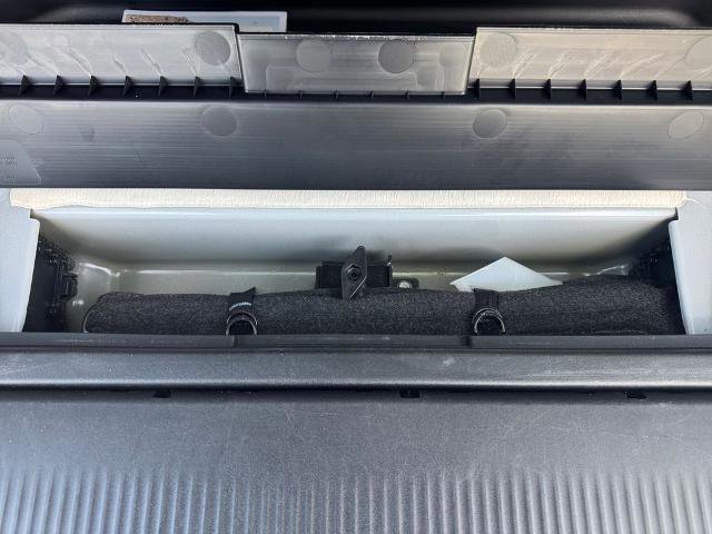 Certified 2025 Ford Expedition Active image 17