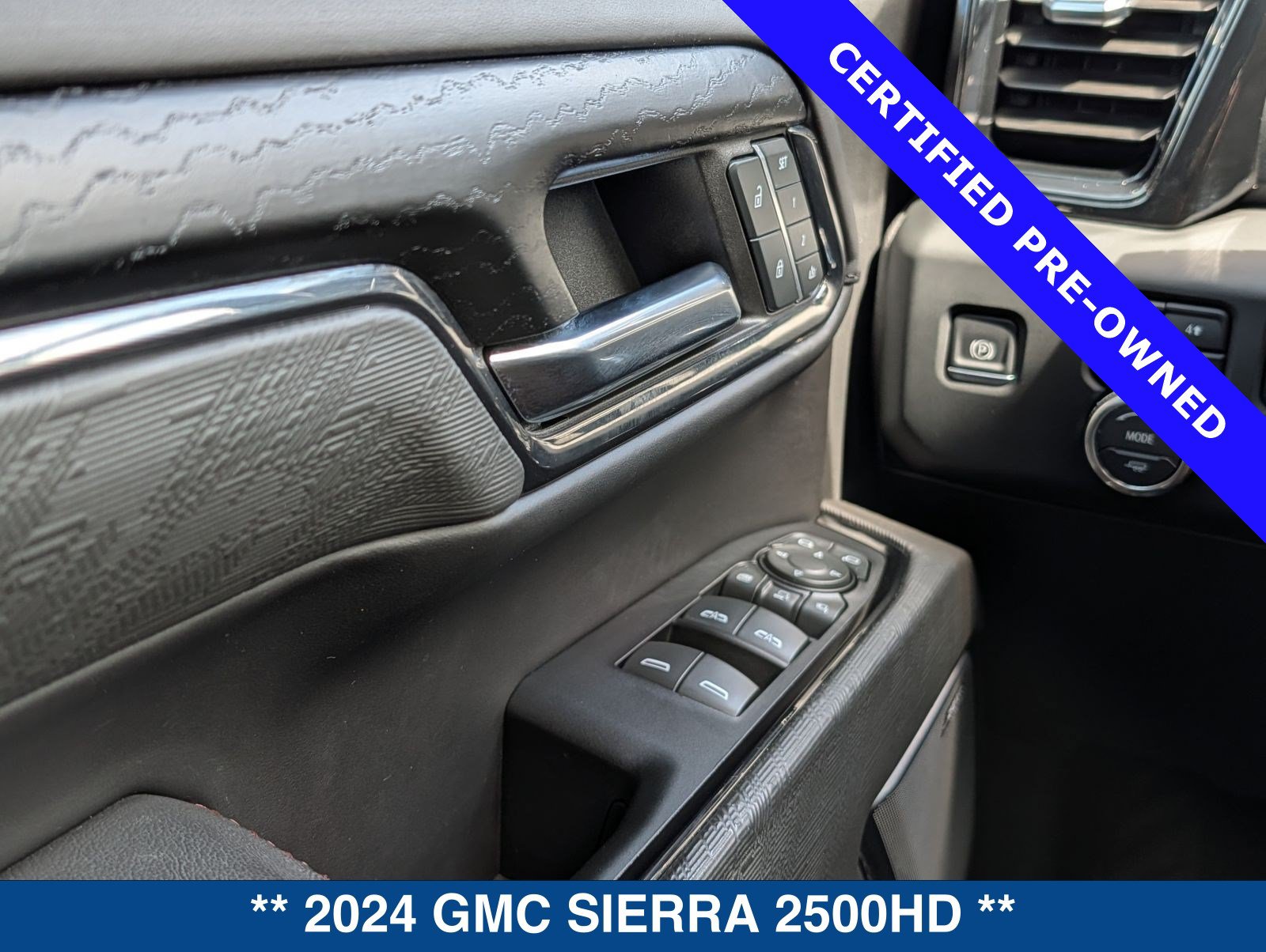 Used 2024 GMC Sierra 2500 AT4X AWD/4WD image 27