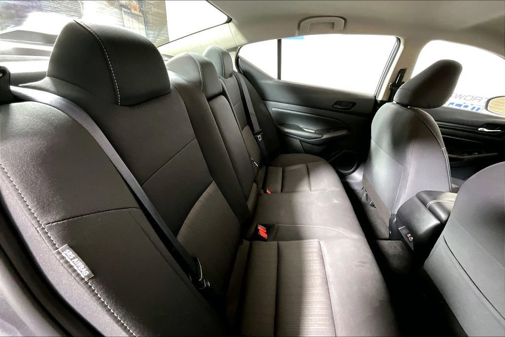 Used 2024 Nissan Altima 2.5 SV image 22