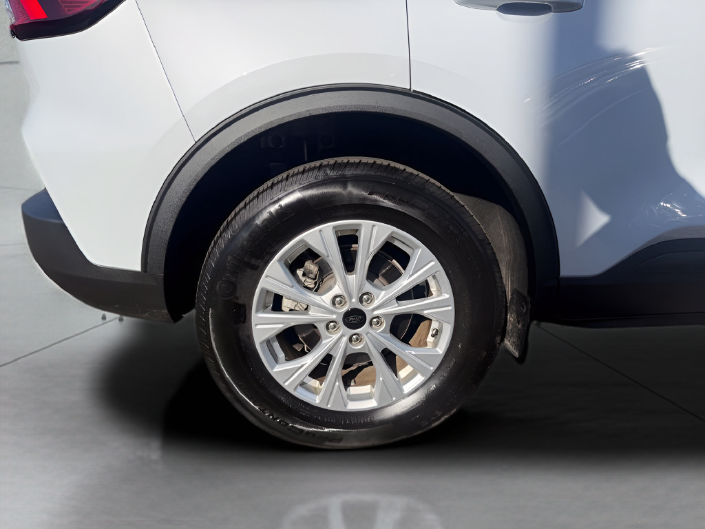 Certified 2025 Ford Escape Active AWD/4WD image 25