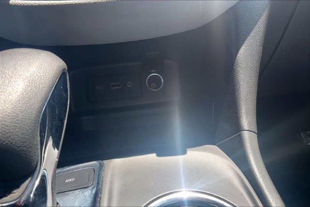 Used 2024 Chevrolet Equinox LS AWD/4WD image 31