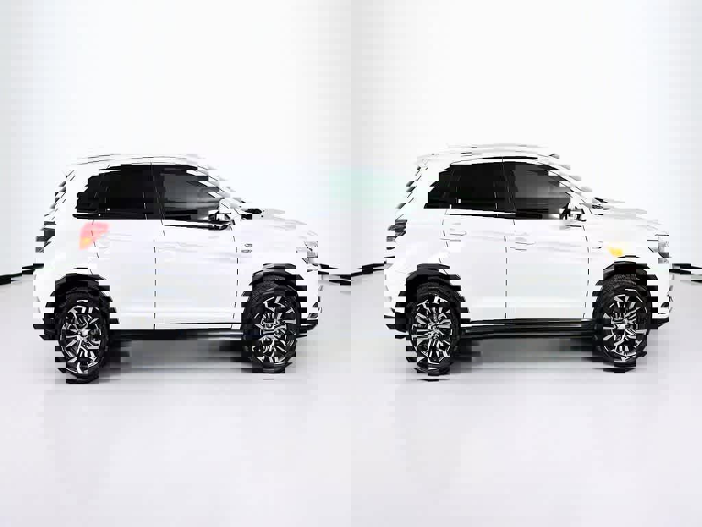 Used 2019 Mitsubishi Outlander Sport ES image 6