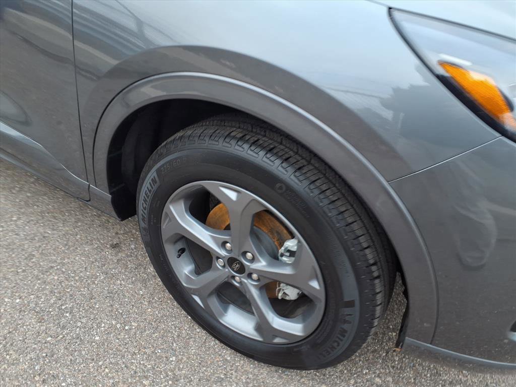Certified 2024 Ford Escape ST-Line w/ Tech Pack #1 image 8