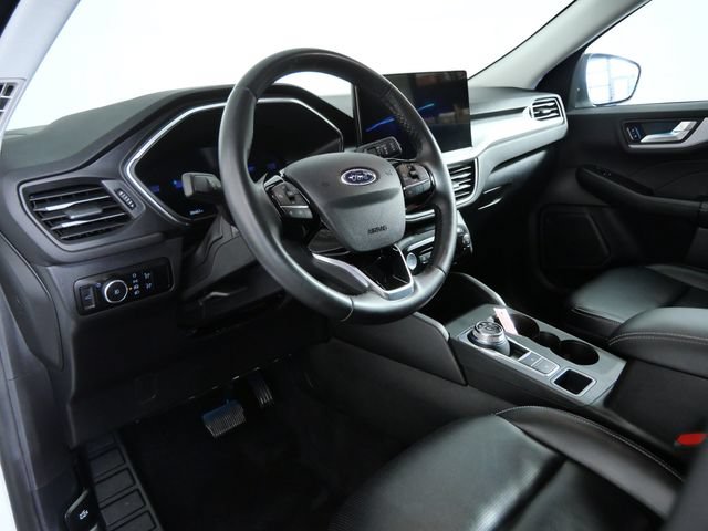 Certified 2024 Ford Escape Platinum AWD/4WD image 16