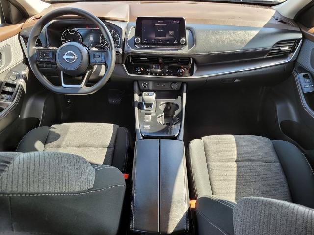 Used 2022 Nissan Rogue SV FWD image 14