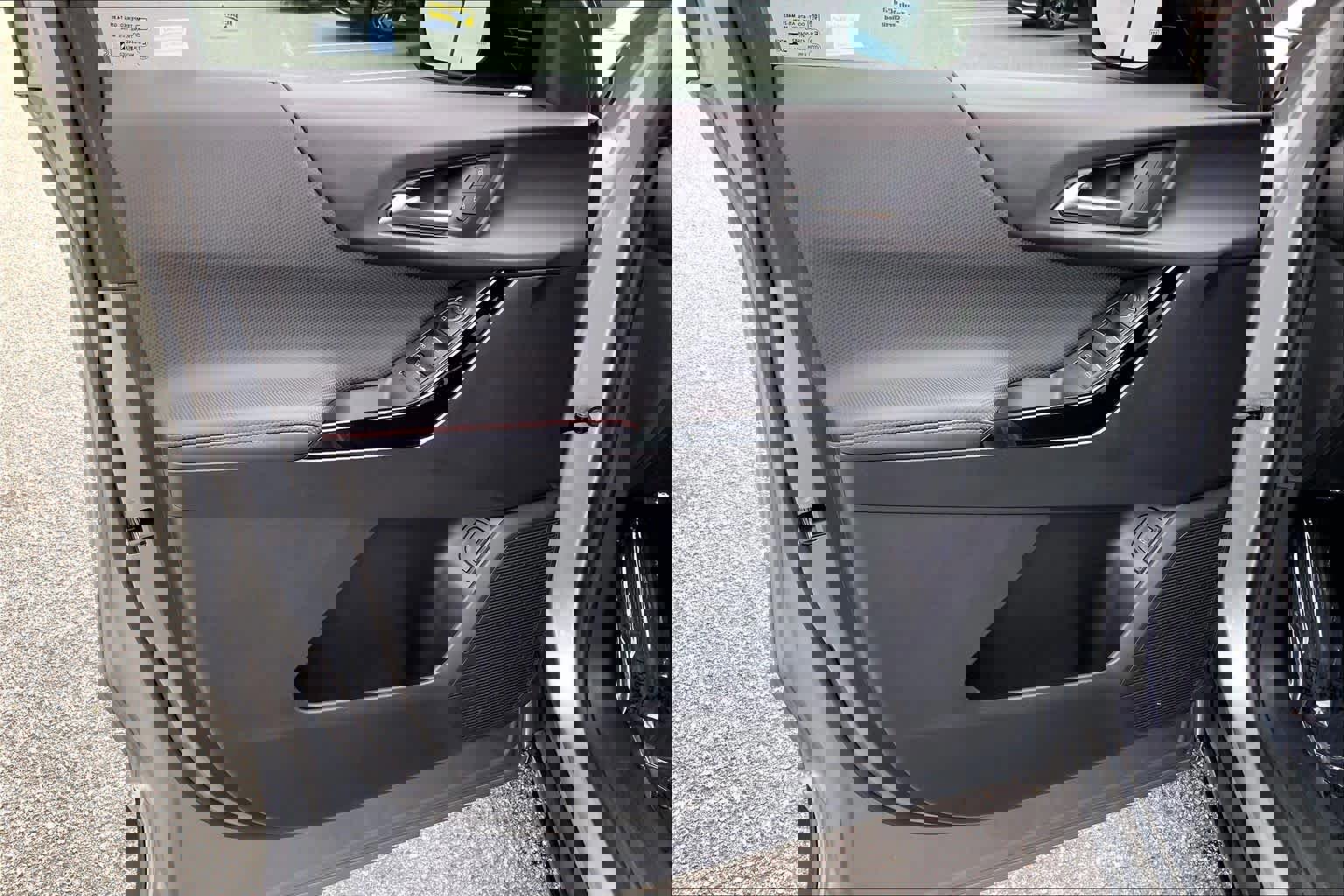 Used 2025 Chevrolet Equinox RS w/ Safety and Technology Package image 20