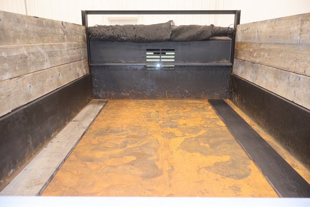 Certified 2017 Ford F550 4x4 Regular Cab Super Duty image 23