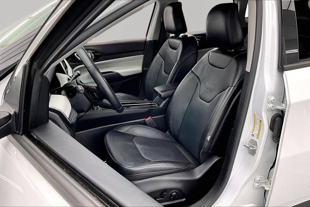 Used 2022 Jeep Compass Limited AWD/4WD image 25
