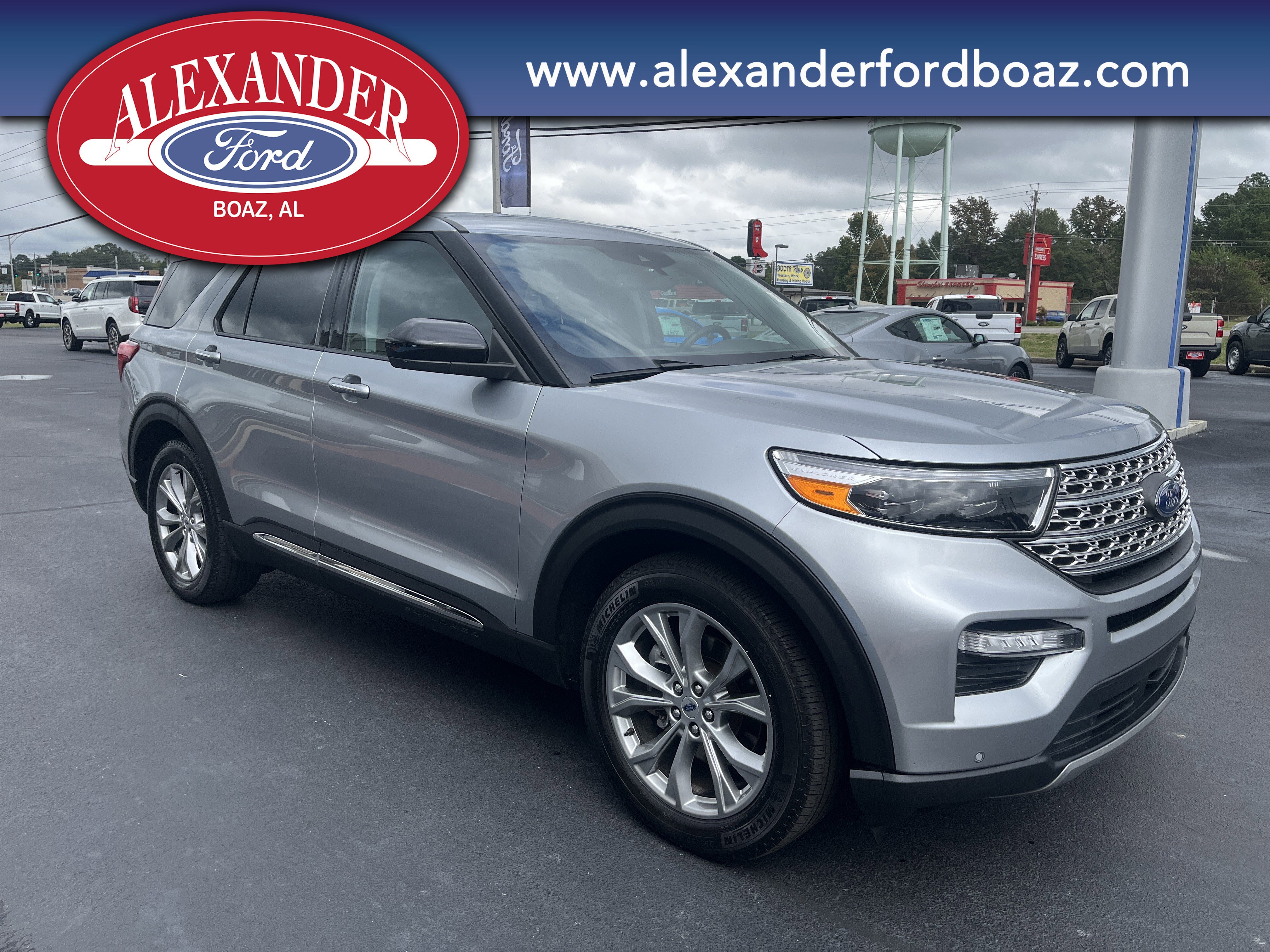 Certified 2024 Ford Explorer Limited image 3