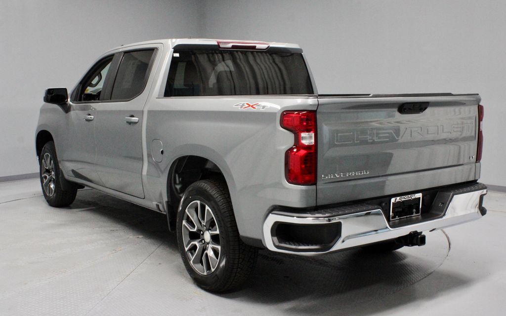 Used 2023 Chevrolet Silverado 1500 LT AWD/4WD image 8