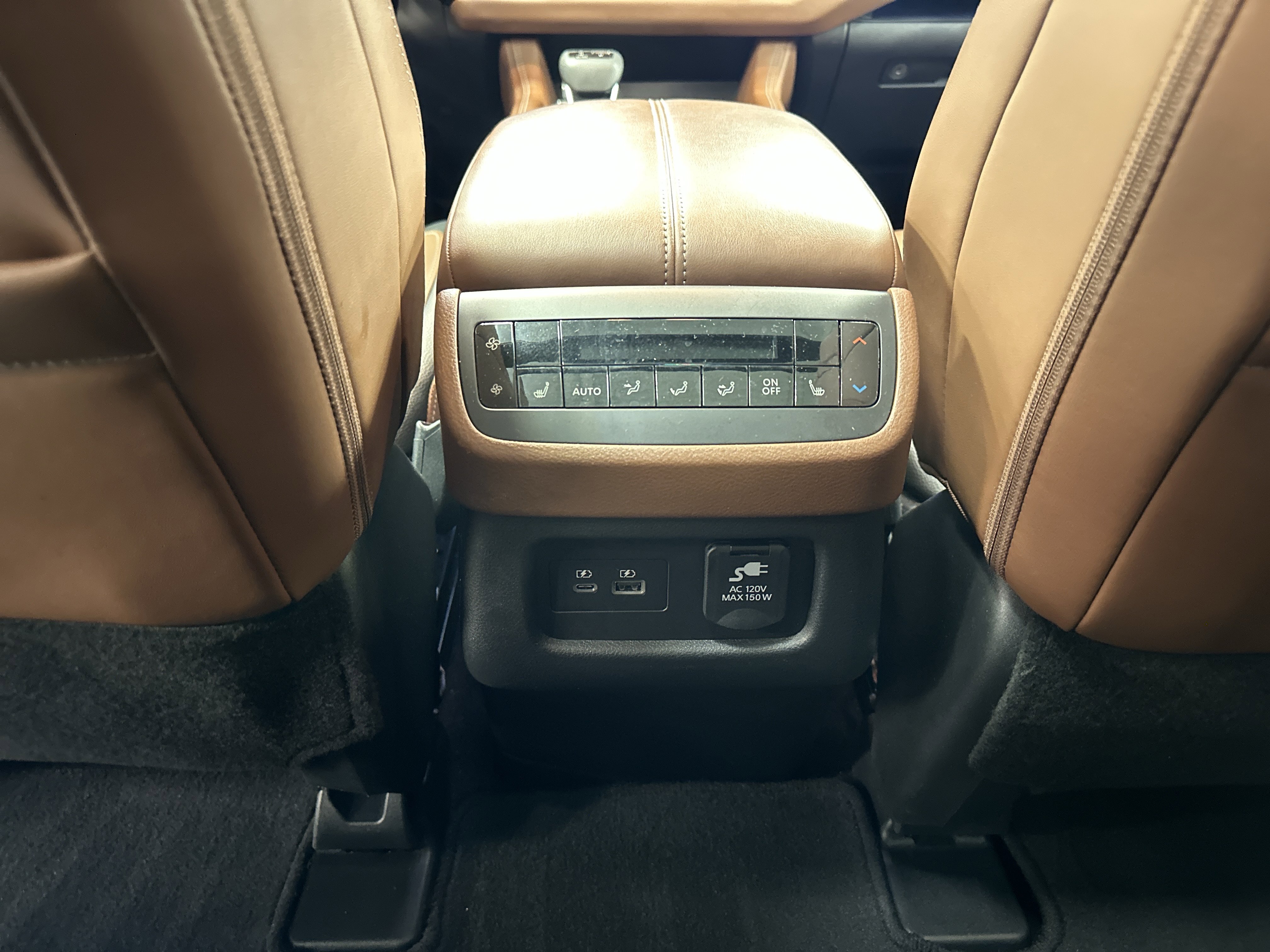 Used 2023 Nissan Pathfinder Platinum image 29