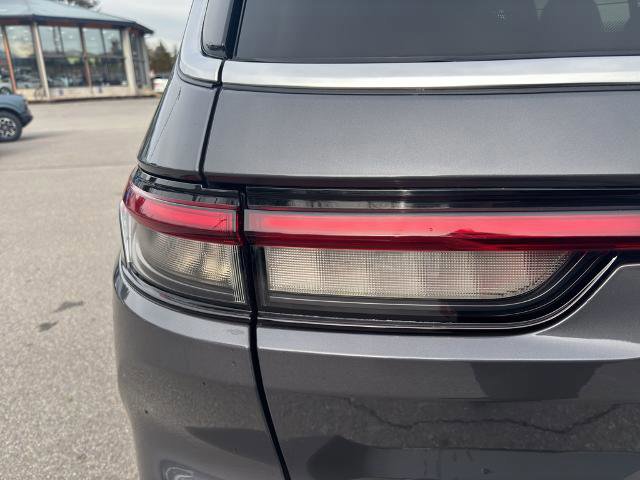 Used 2024 Jeep Grand Cherokee L Laredo image 8