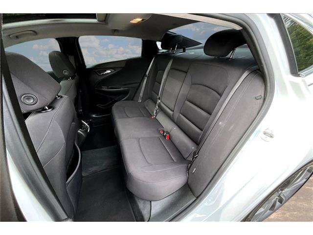 Used 2022 Chevrolet Malibu LT FWD image 24