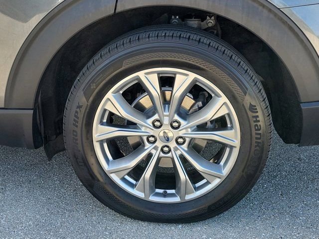 Certified 2020 Ford Explorer XLT w/ Equipment Group 202A AWD/4WD image 9