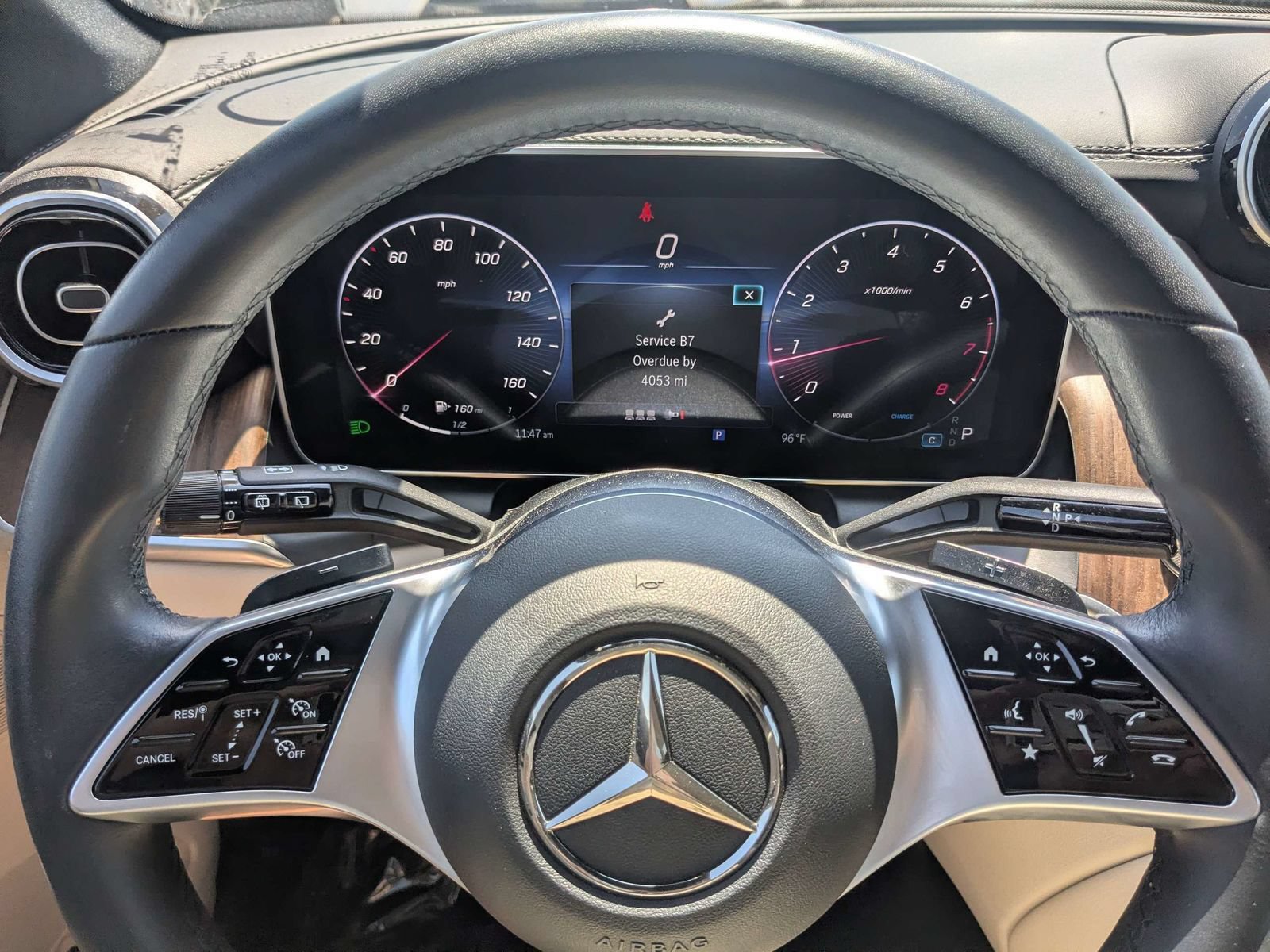 Used 2024 Mercedes-Benz GLC 300 4MATIC image 28