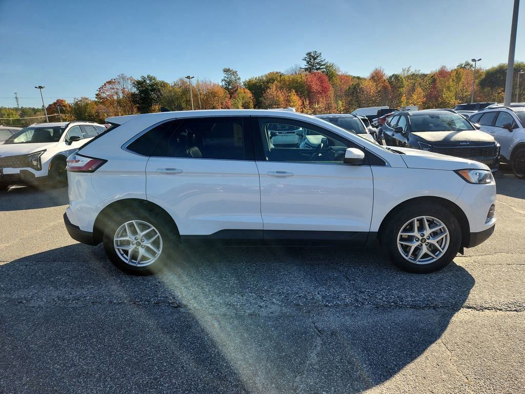 Certified 2024 Ford Edge SEL image 8