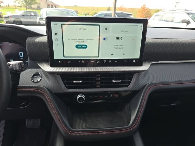 Certified 2025 Ford Explorer ST-Line w/ ST-Line Street Pack AWD/4WD image 20