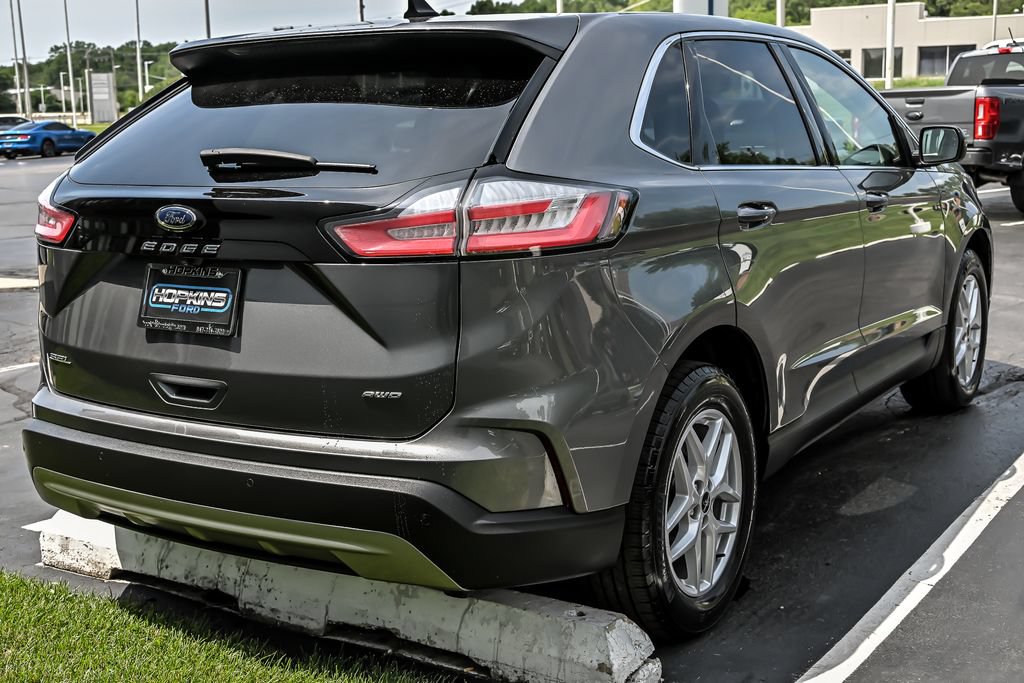 Certified 2023 Ford Edge SEL w/ Convenience Package AWD/4WD image 8