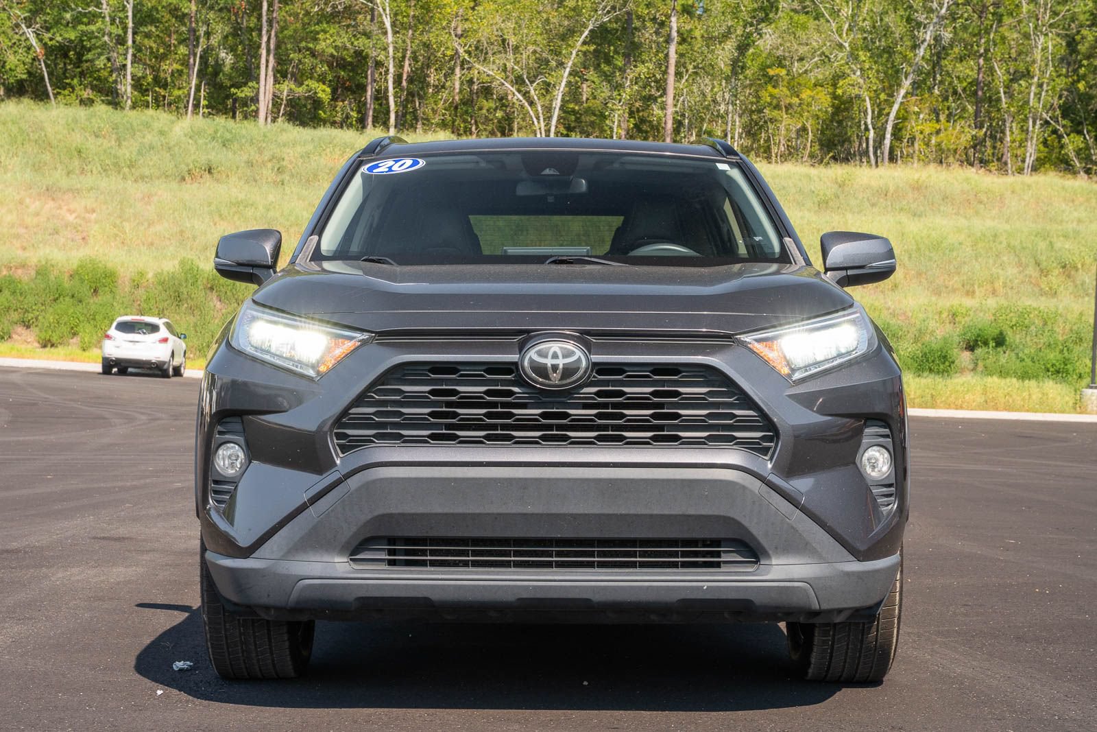 Used 2020 Toyota RAV4 XLE Premium FWD image 2