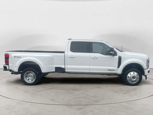 Certified 2026 Ford F450 Platinum w/ FX4 Off-Road Package AWD/4WD image 6