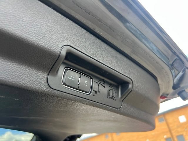 Certified 2023 Ford Explorer XLT w/ Equipment Group 202A AWD/4WD image 23