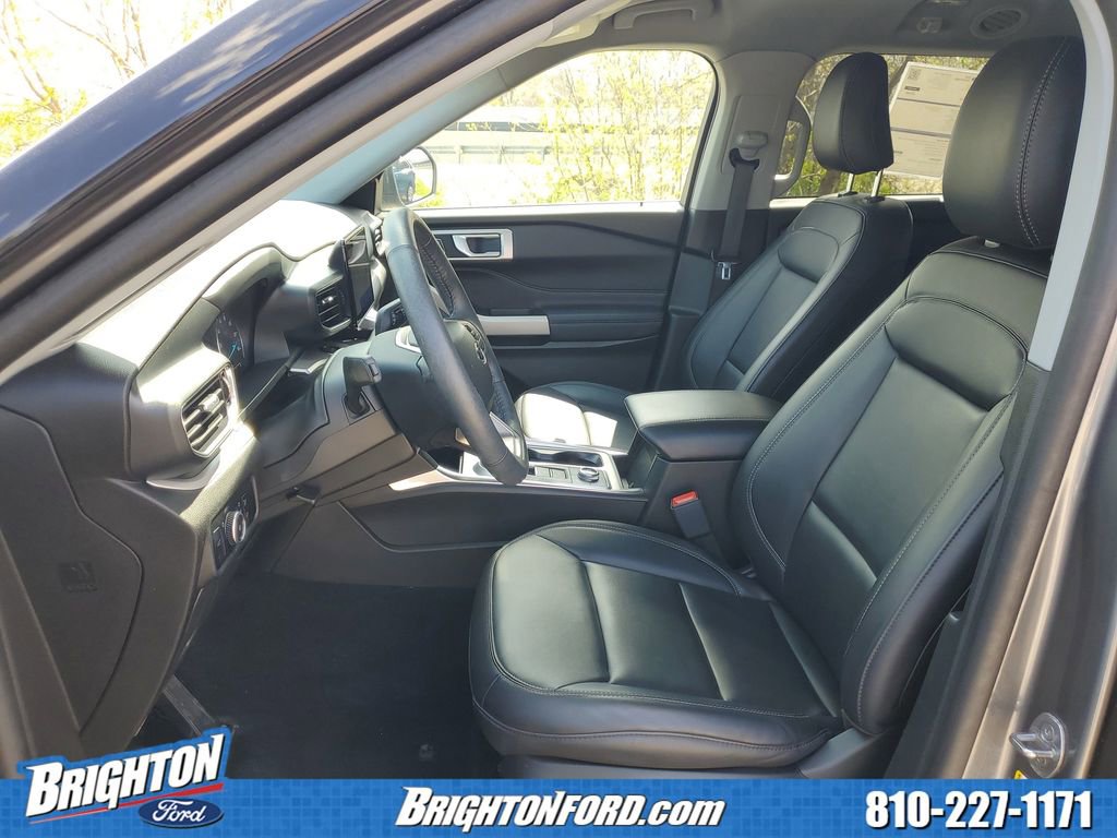 Certified 2024 Ford Explorer XLT w/ Equipment Group 202A image 10