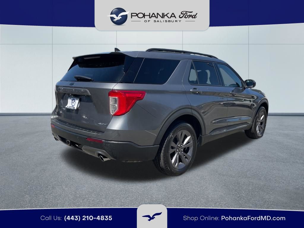 Certified 2022 Ford Explorer XLT w/ Equipment Group 202A AWD/4WD image 5