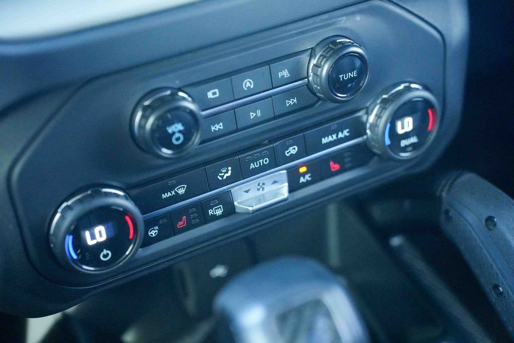 Certified 2024 Ford Bronco Raptor w/ Interior Carbon Fiber Pack 6 AWD/4WD image 43