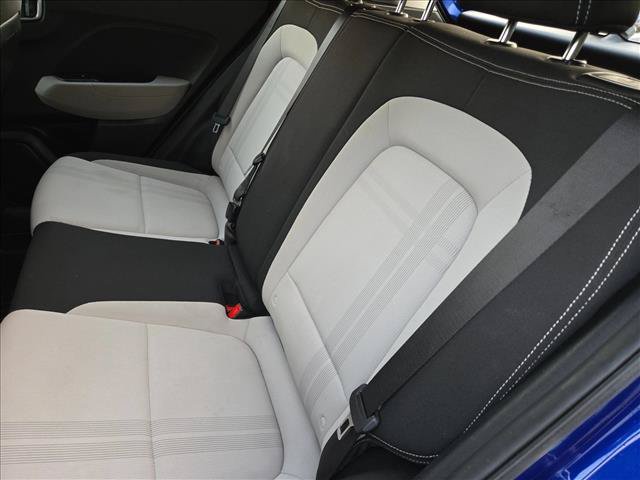 Used 2023 Hyundai Venue SEL FWD image 18