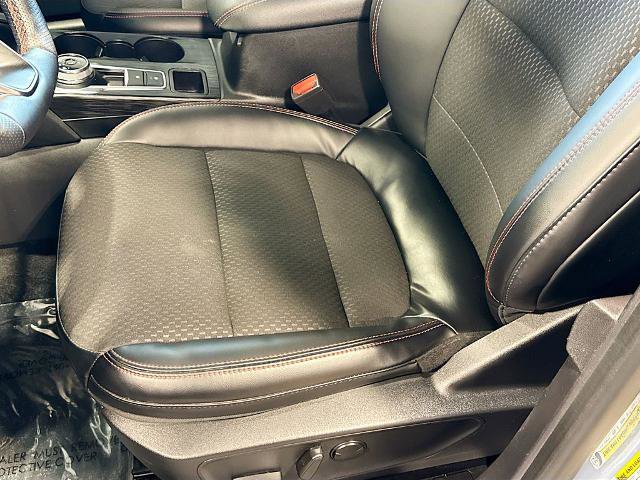 Certified 2024 Ford Escape ST-Line w/ Tech Pack #1 image 17