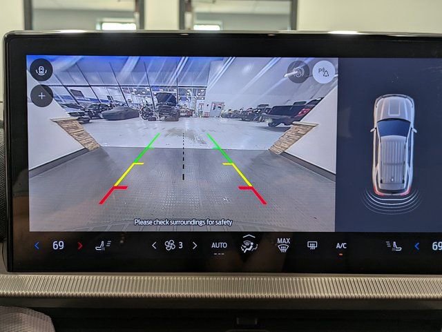 Certified 2025 Ford Explorer Active image 12