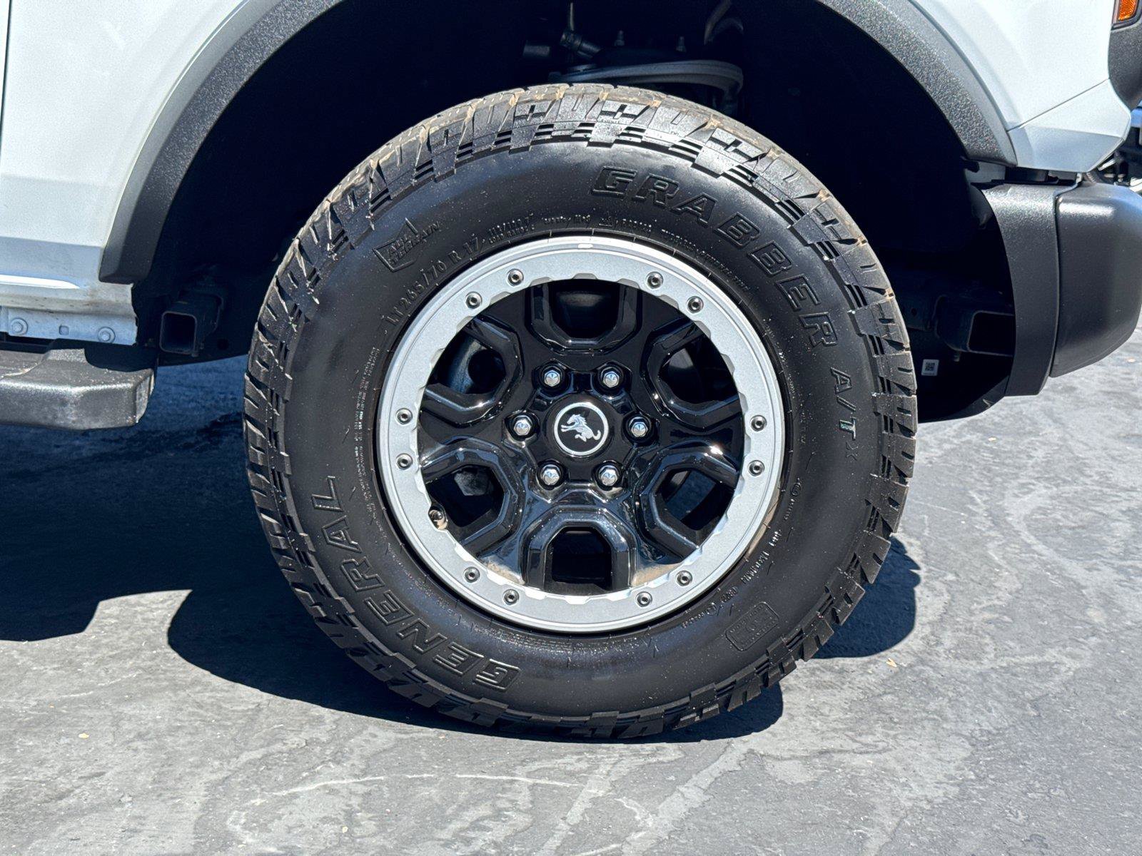 Certified 2022 Ford Bronco Black Diamond AWD/4WD image 6