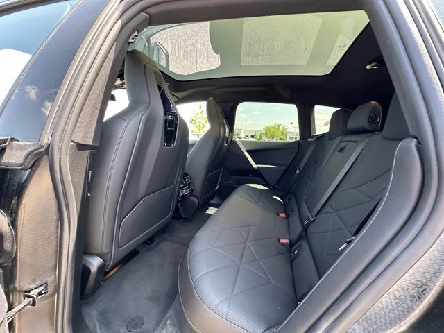 Used 2023 BMW iX xDrive50 w/ Sport Package AWD/4WD image 14