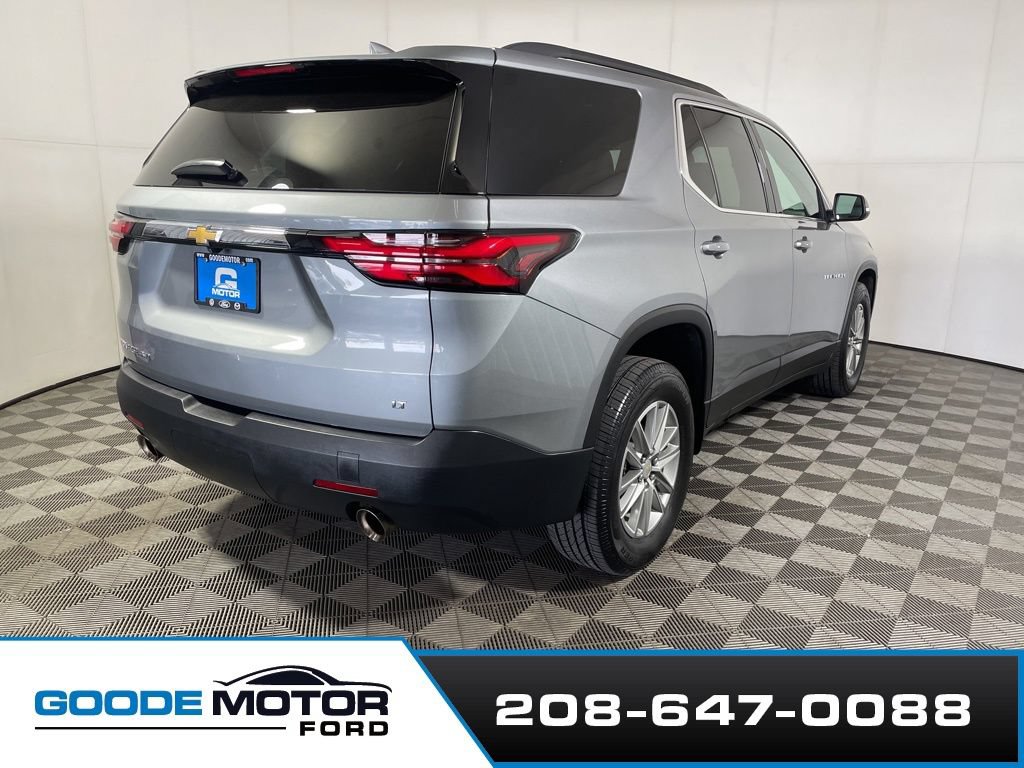 Used 2023 Chevrolet Traverse LT AWD/4WD image 7