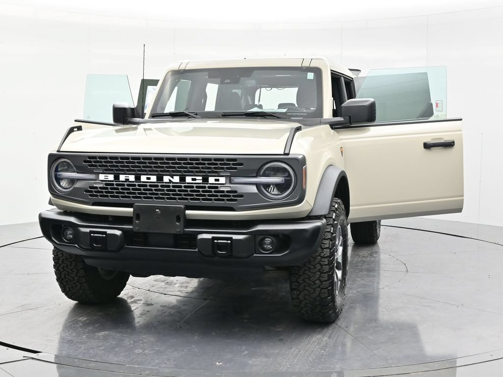 Certified 2025 Ford Bronco Badlands AWD/4WD image 56