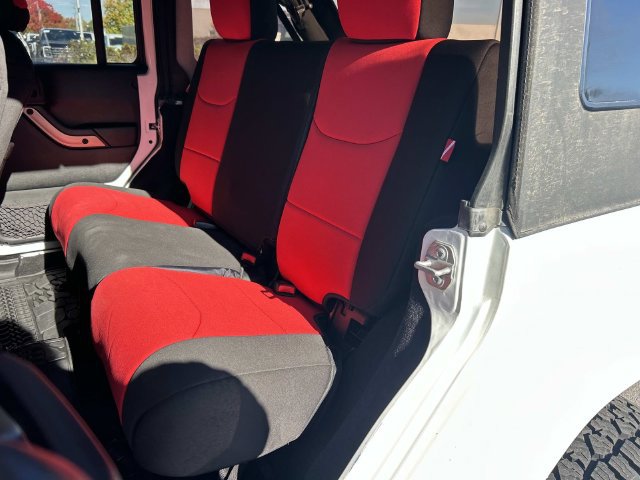Used 2017 Jeep Wrangler Unlimited Sahara AWD/4WD image 21