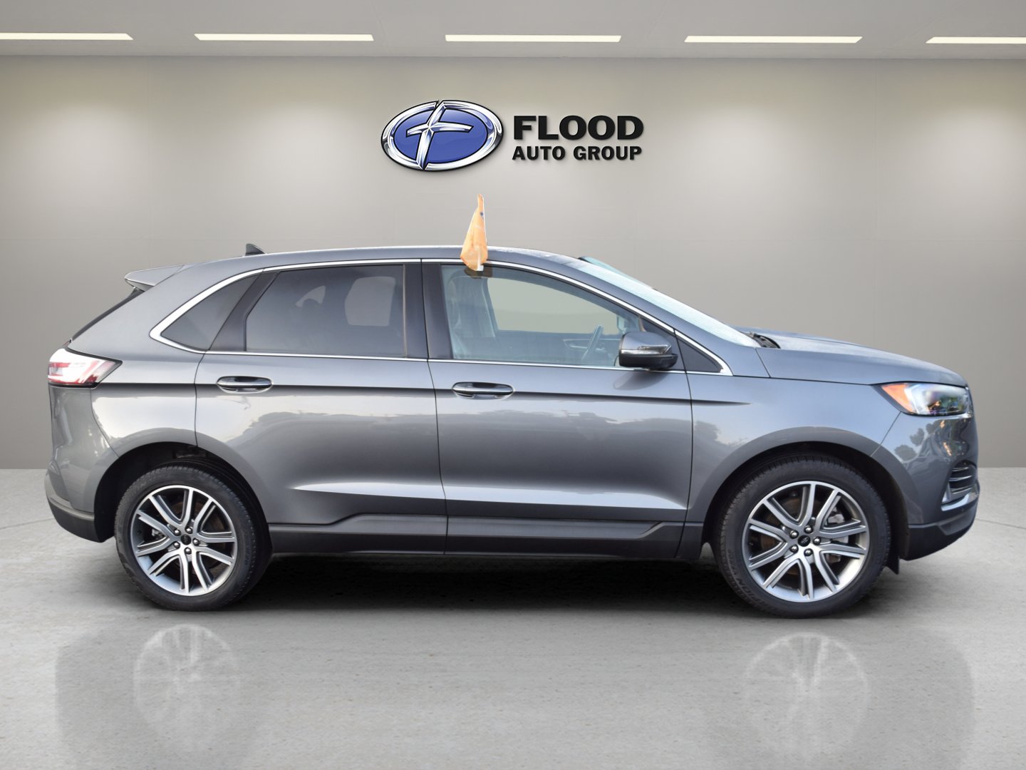 Certified 2023 Ford Edge Titanium AWD/4WD image 3